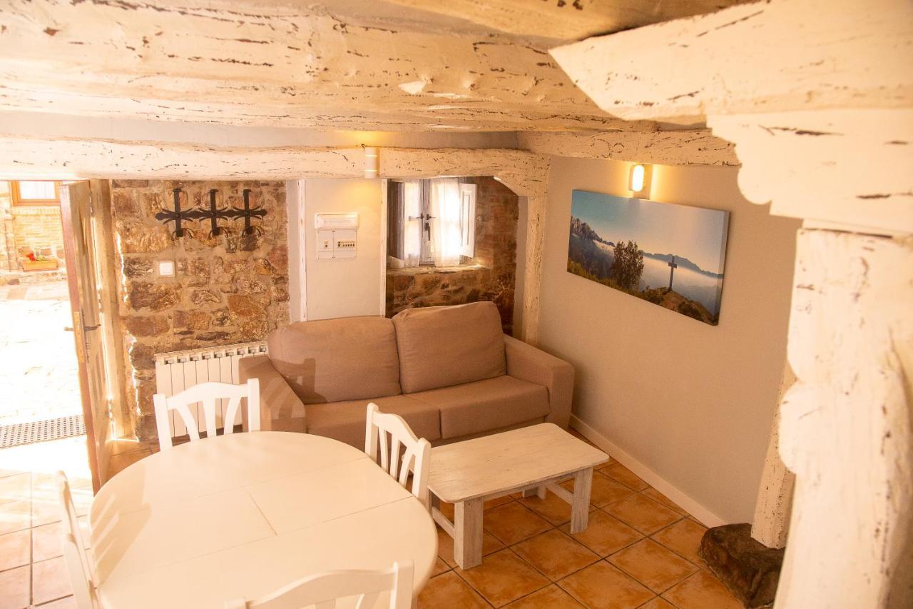 Apartamentos El Patio Lerones Extérieur photo