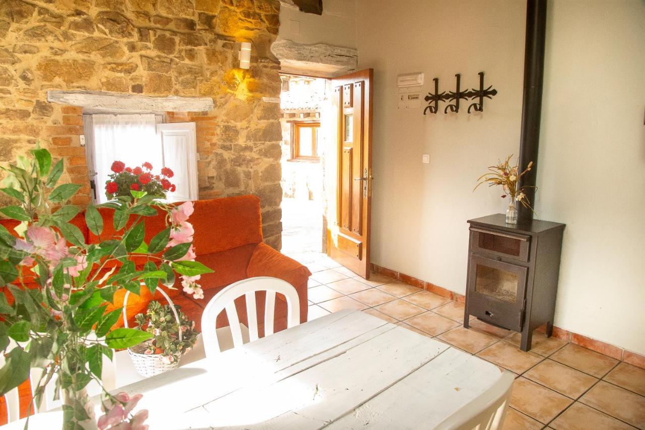 Apartamentos El Patio Lerones Extérieur photo